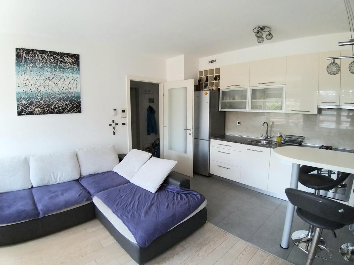 Theos Atelier Self Check In Apartment W Free Private Parking Zagreb Buitenkant foto