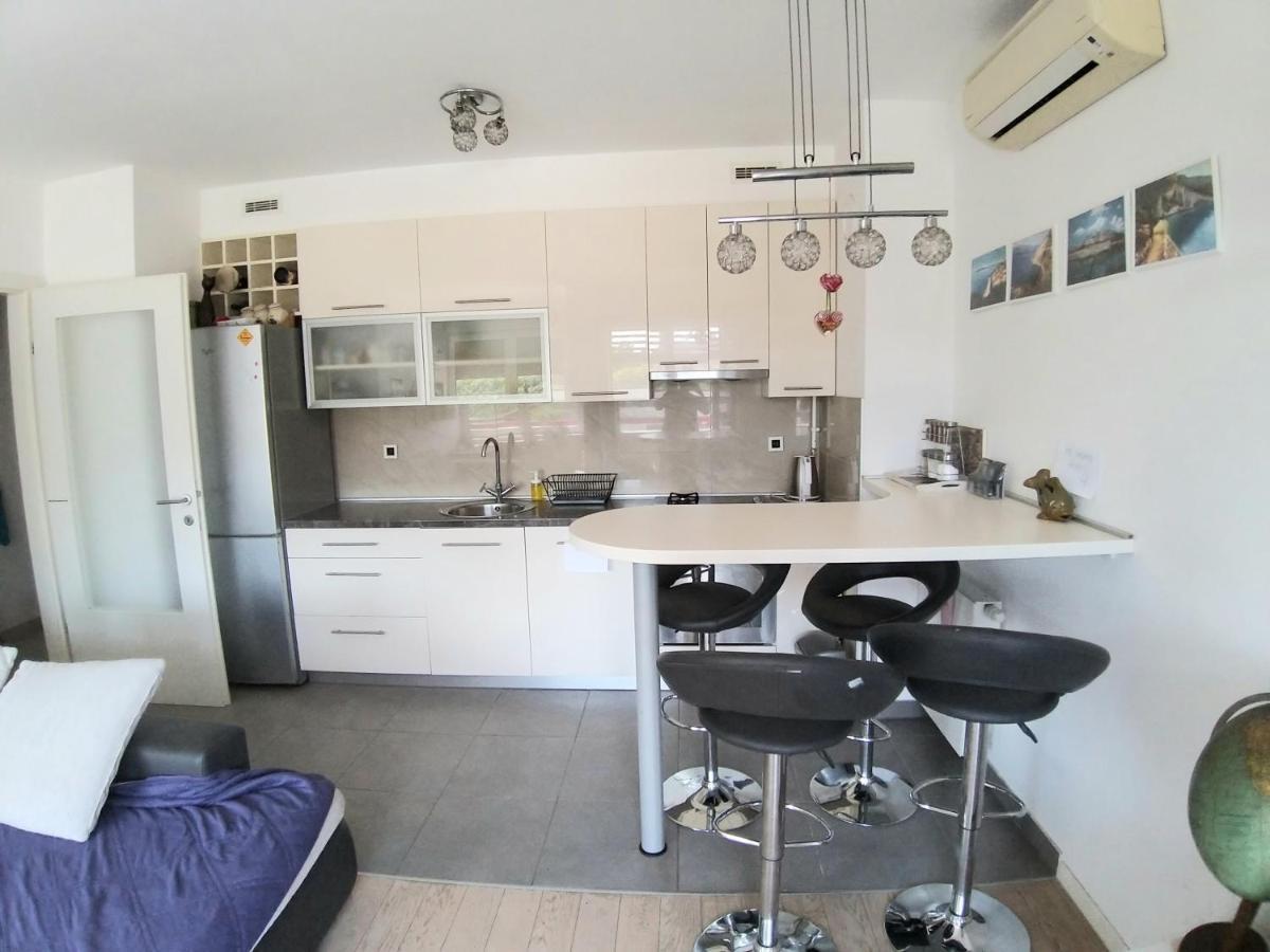 Theos Atelier Self Check In Apartment W Free Private Parking Zagreb Buitenkant foto